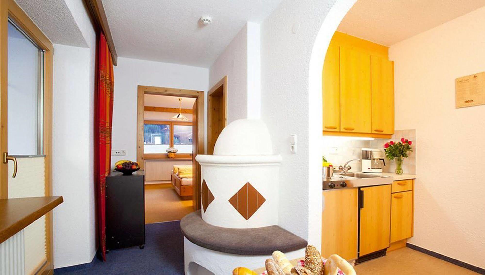 Top Tirol Appartement Huben  Exterior foto