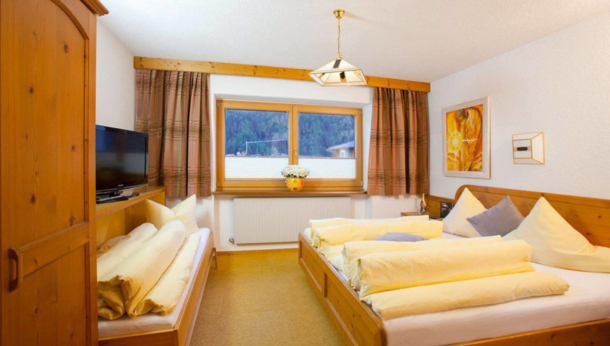 Top Tirol Appartement Huben  Exterior foto